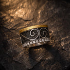 Filigree Pavé Ring angled view on stone, gold rim and moissanite pavé detail