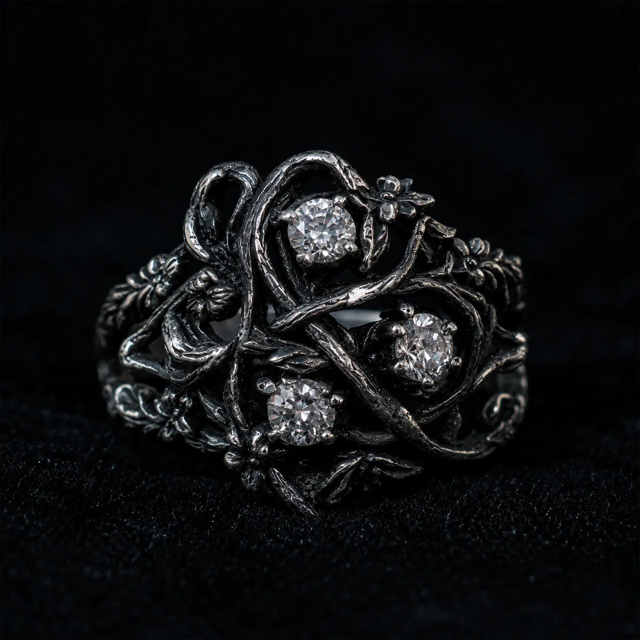 Blackthorn vine three-stone ring in 925 sterling silver with lab diamond — Art Nouveau botanical thorn setting front view